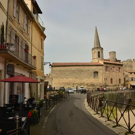Appartement aux pieds des arènes à Arles Extérieur photo