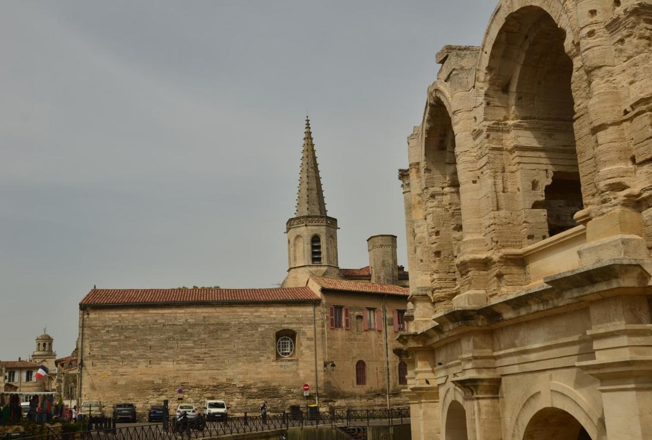 Aux Pieds Des Arenes Appartement Arles
